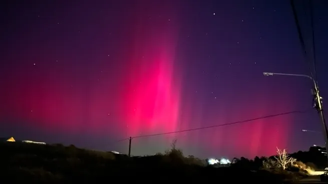  Tormenta solar provoca inéditas auroras australes en Ushuaia y la Antártida